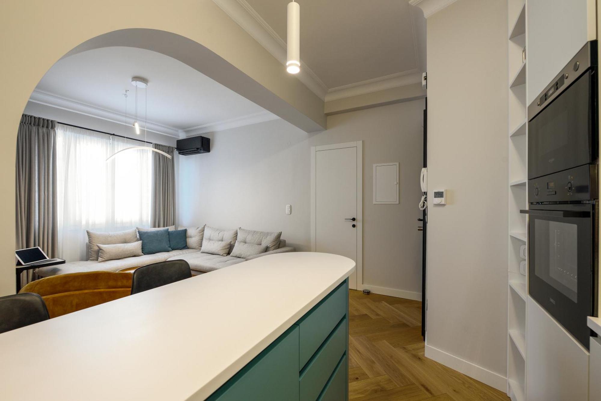 Queen Apartment Thessaloniki By Luxlikehome Exterior photo